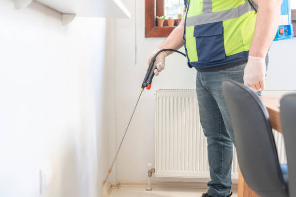Best Wildlife Control Services  in Roselawn, IN